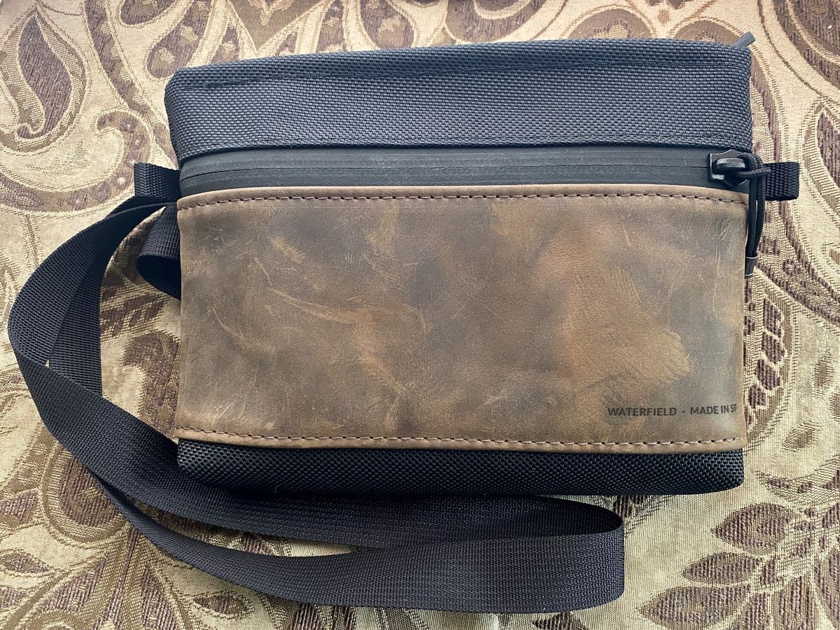 Waterfield Designs Marquis Crossbody Pouch Hero