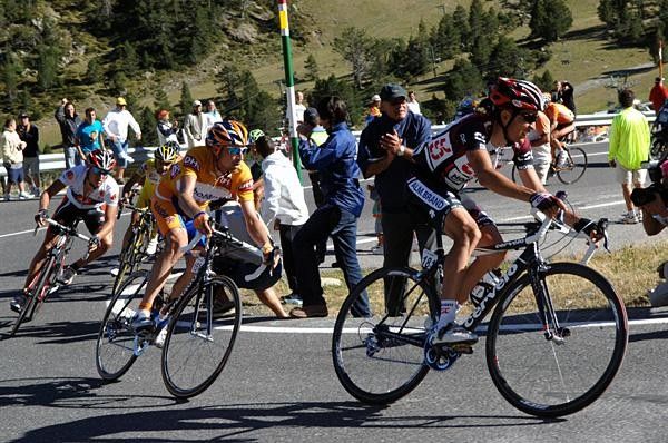 Sastre lead the attacks on the final climb.