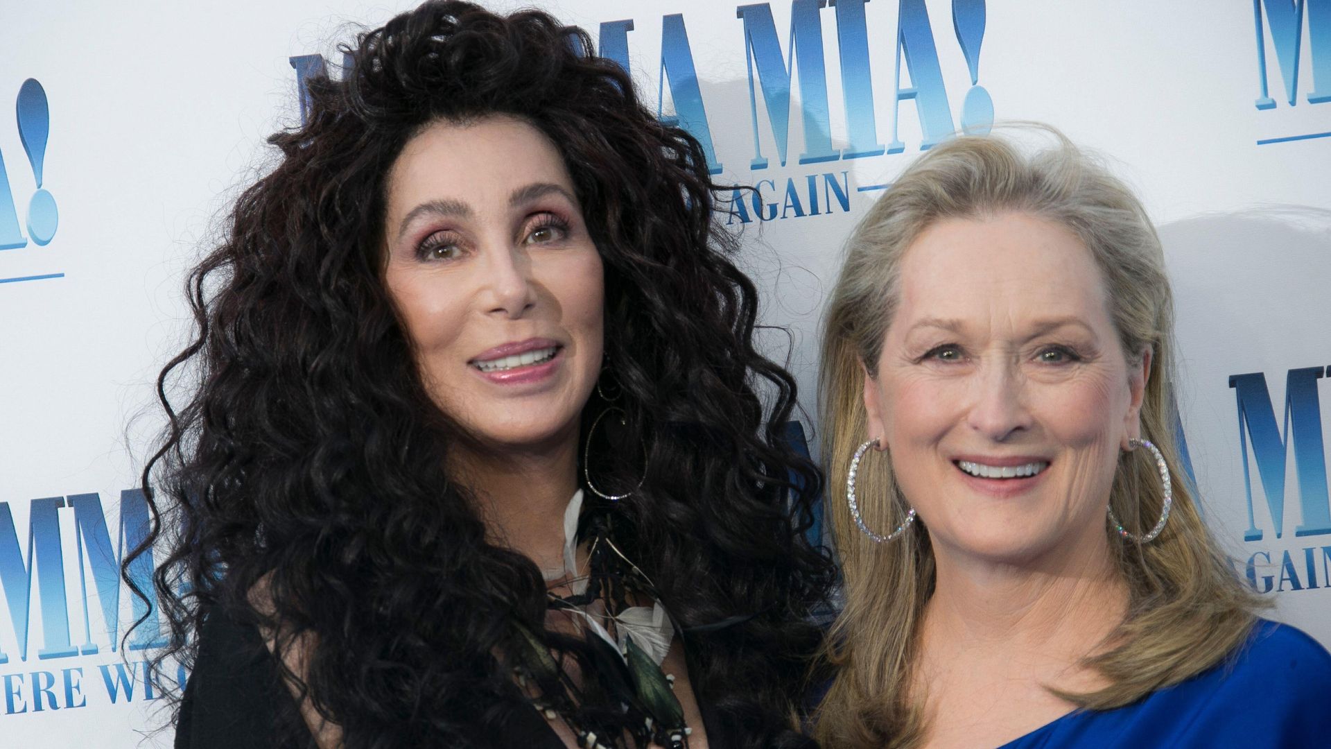 Meryl Streep cuddles long-time friend Cher