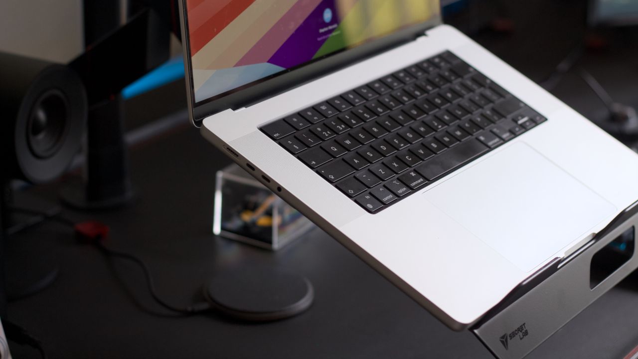 Secretlab monitor arm and desktop mount