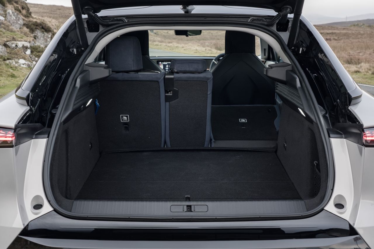 Shots of the quirky shaped DS No. 8