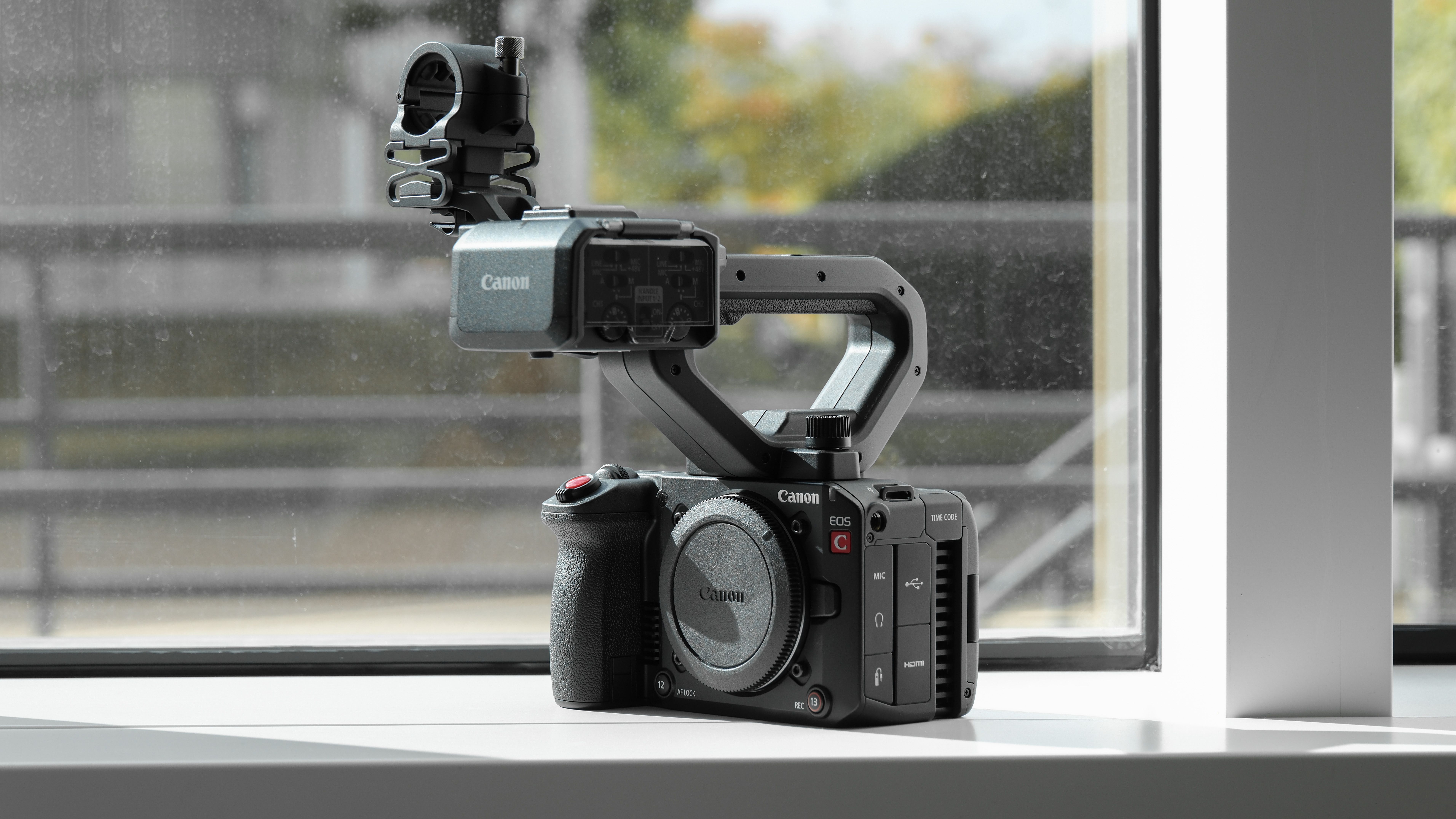 Canon EOS C50 with removable handle / grip