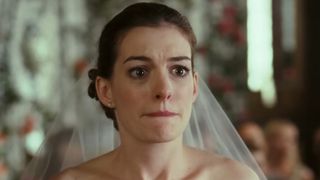 Anne Hathaway in Bride Wars