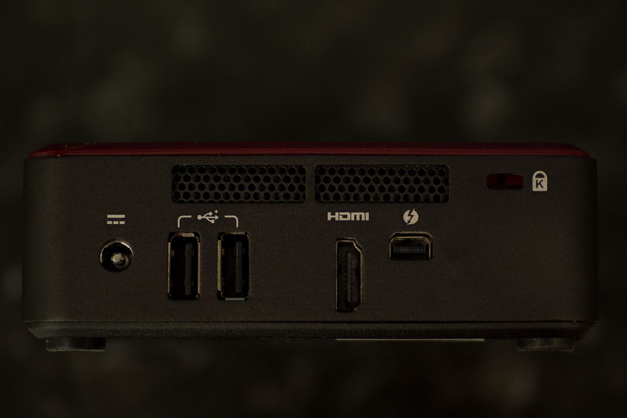 Intel NUC - Ports