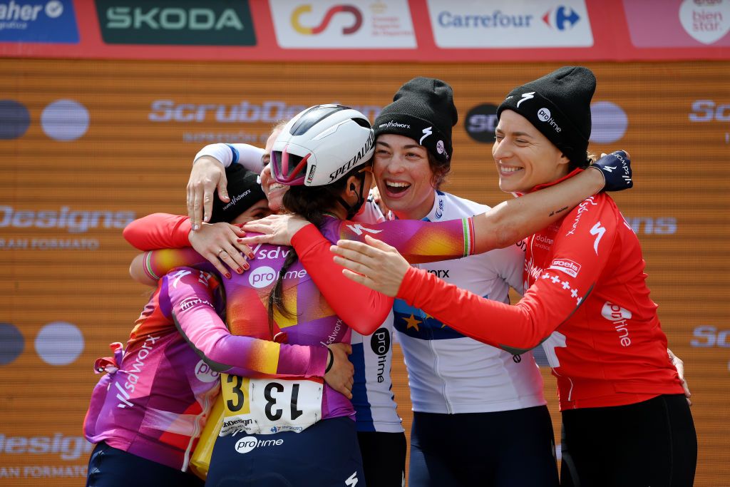 SD Worx won the team prize at the La Vuelta Femenina but Demi Vollering wasn't on the podium