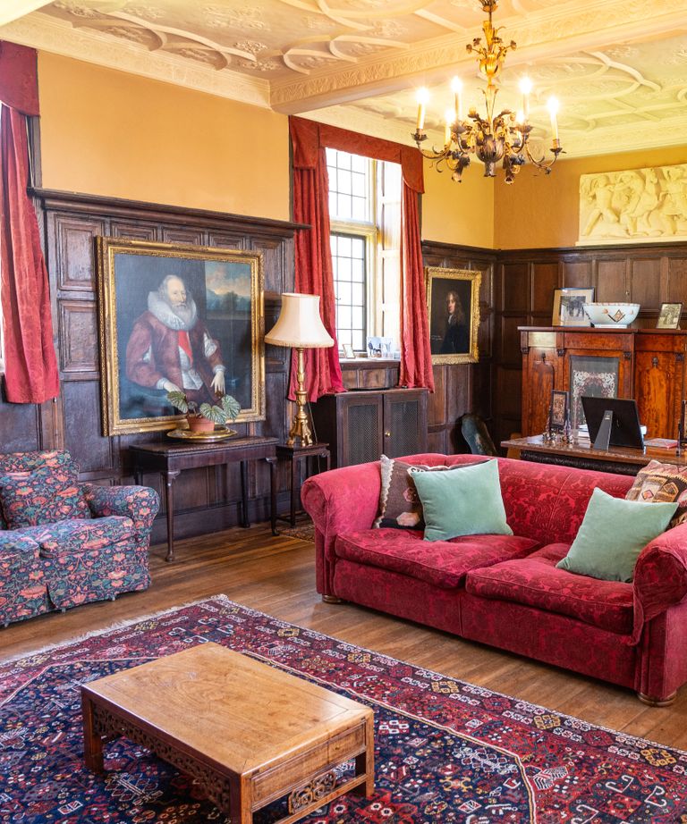 Inside Mapperton: The American Viscountess Julie Montagu's stately home ...