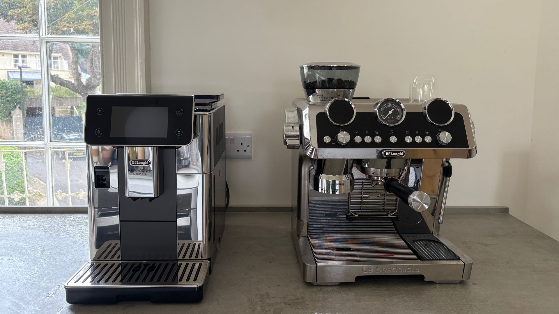 De&#039;Longhi Primadonna Aromatic Coffee Machine
