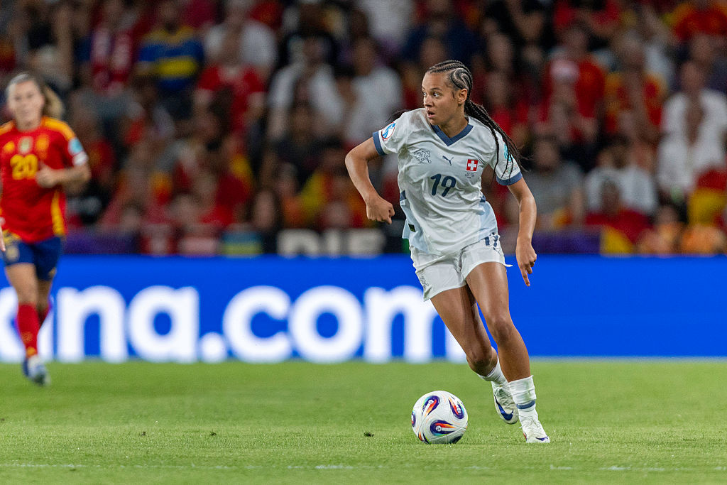 Iman Beney of Switzerland controls the ball during the UEFA Women's EURO 2025 Quarter-Final match between Spain v Switzerland at Stadion Wankdorf on July 18, 2025 in Bern, Switzerland.