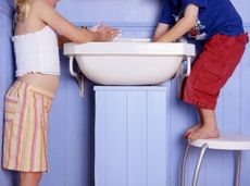 What are the OCD symptoms in children and why is lockdown causing OCD to rise? Children washing hands
