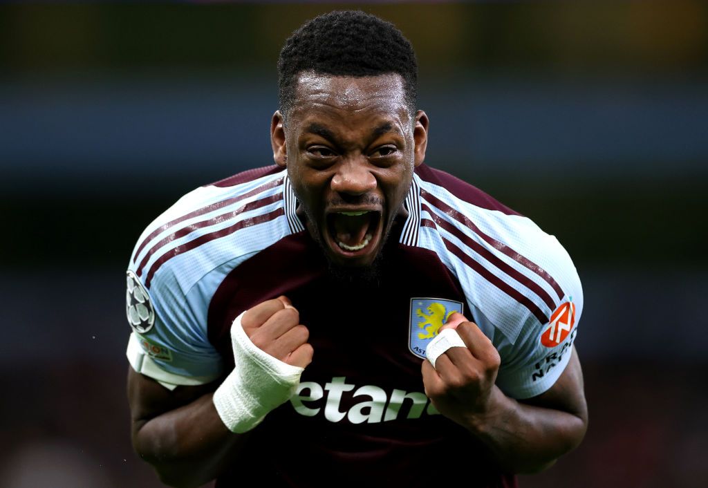 Jhon Duran of Aston Villa celebrates the team&#039;s victory at full time during the UEFA Champions League 2024/25 League Phase MD2 match between Aston Villa FC and FC Bayern Mnchen at Villa Park on October 02, 2024 in Birmingham, England. 