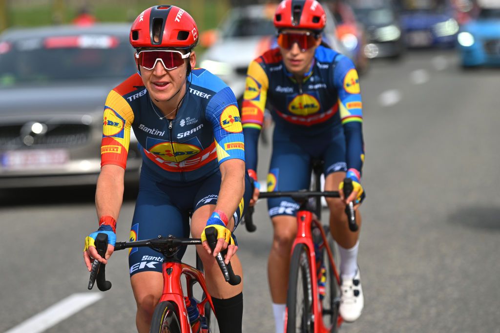 DE PANNE BELGIUM MARCH 21 Lauretta Hanson of Australia and Team Lidl Trek competes during the 7th Womens Classic BruggeDe Panne 2024 a 155km one day race from Brugge to De Panne on March 21 2024 in De Panne Belgium Photo by Luc ClaessenGetty Images