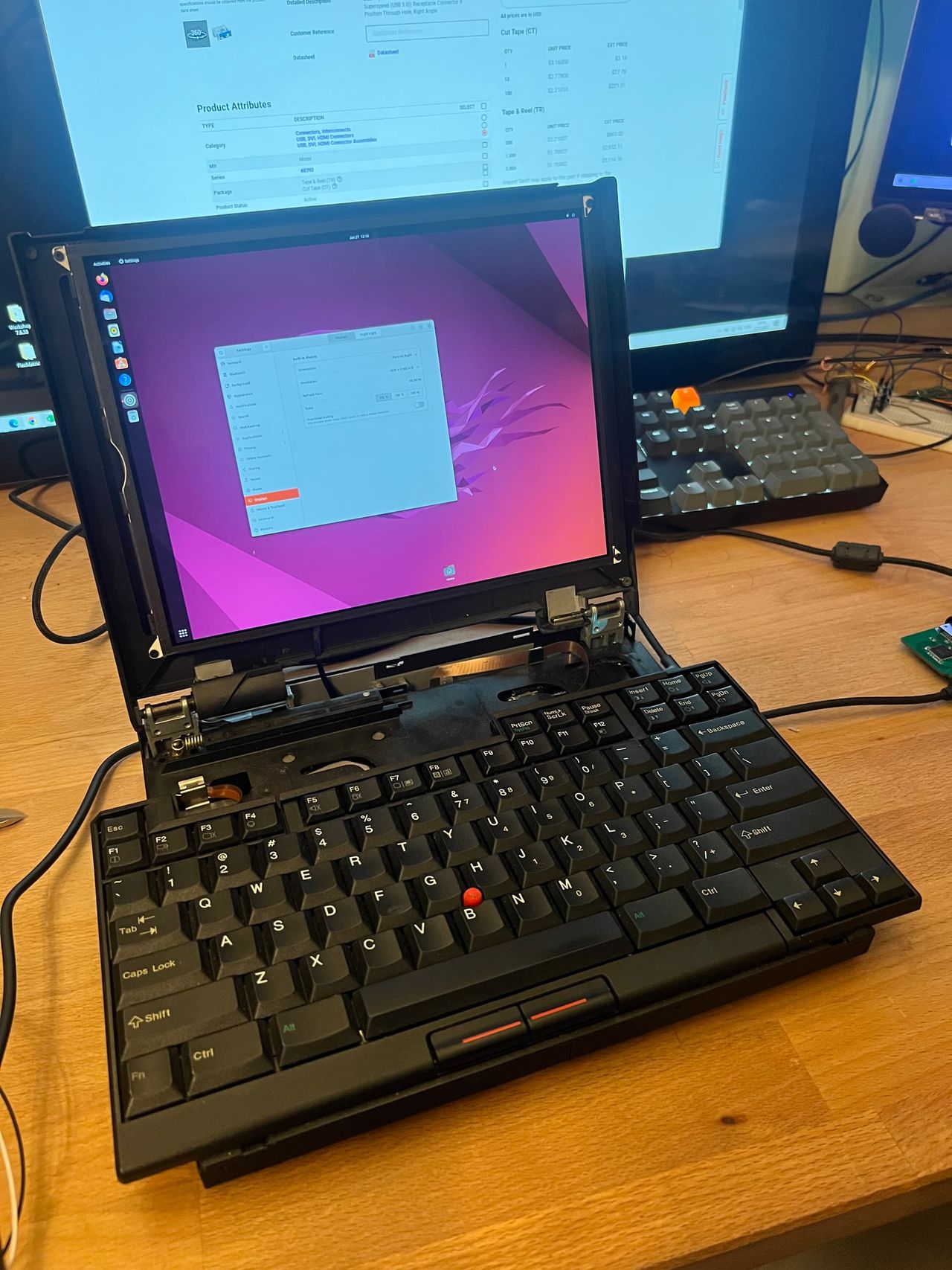 Karl Buchka's IBM Thinkpad 701C with Framework Motherboard