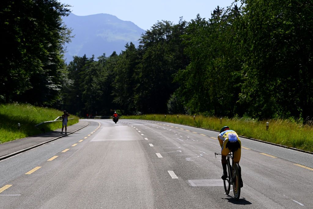 VADUZ LIECHTENSTEIN JUNE 19 Sergio Andres Higuita Garcia of Colombia and Team Bora Hansgrohe yellow leader jersey sprints during the 85th Tour de Suisse 2022 Stage 8 a 256km individual time trial stage from Vaduz to Vaduz tourdesuisse2022 WorldTour ITT on June 19 2022 in Vaduz Liechtenstein Photo by Tim de WaeleGetty Images