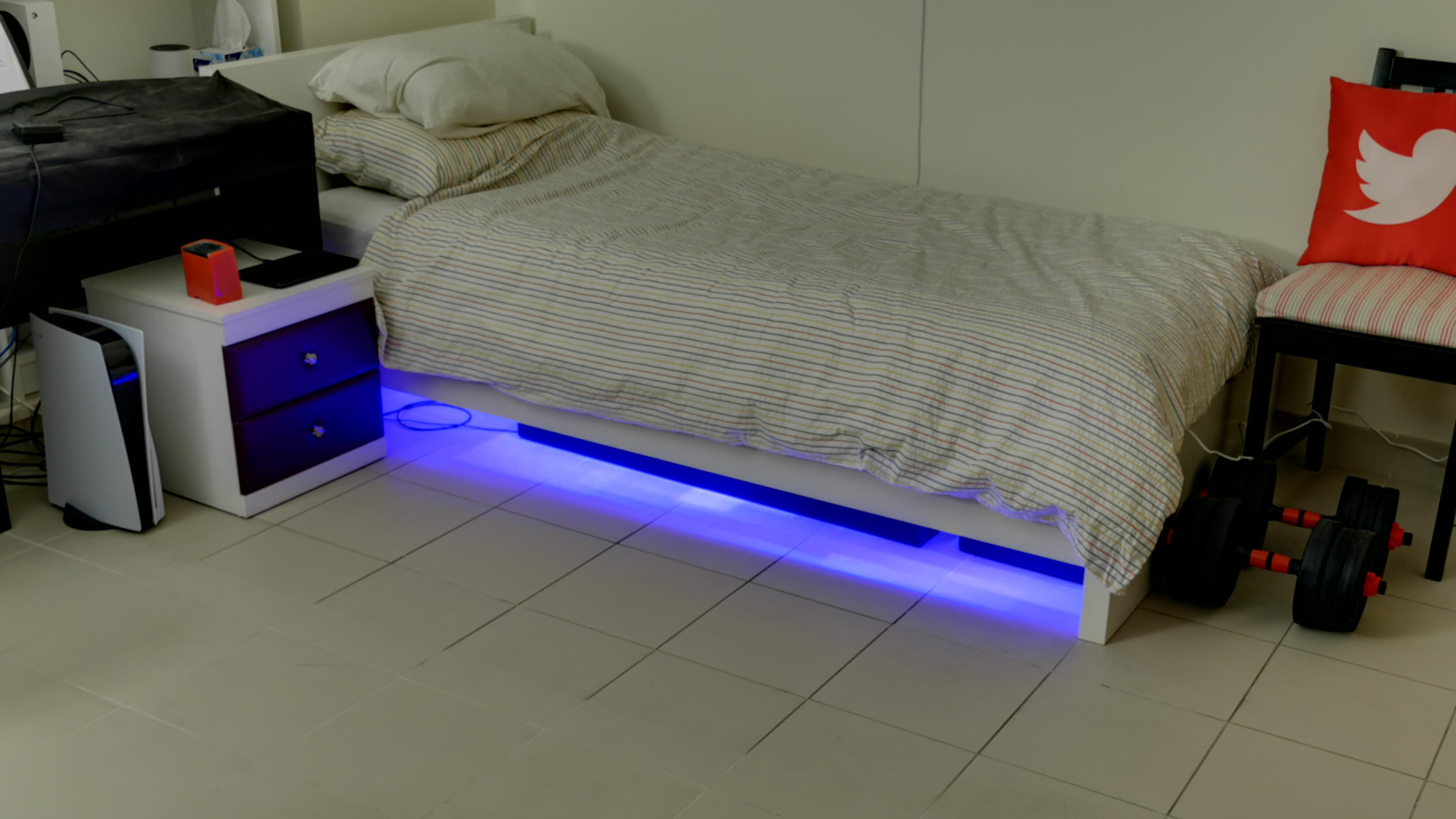 Why the Philips Hue Lightstrip Plus doesn't work with old extensions 