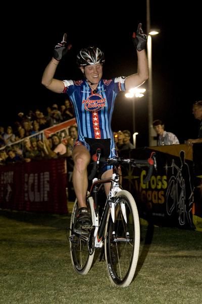 A great win for Katie Compton (Planet Bike) in front of the Vegas faithful.