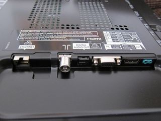 Panasonic TX-L32ET5B review