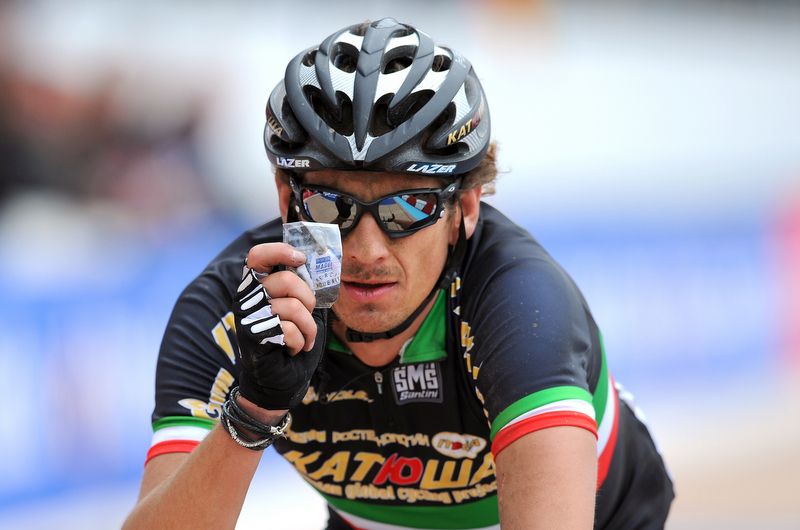 Pippo Pozzato pays tribute to Franco Ballerini in 2010