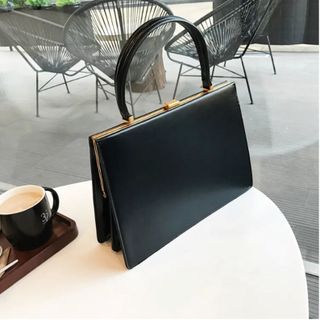 black minimalist bag