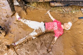 Rou Reynolds in the mud