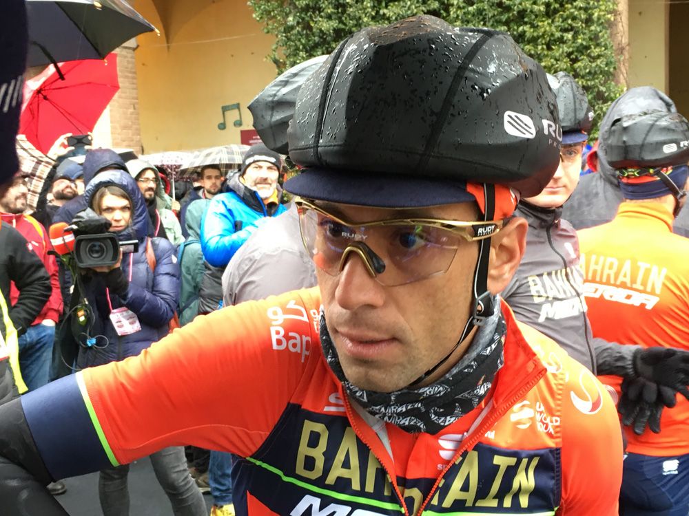 Vincenzo Nibali wore this helmet cover
