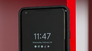 The case raises above the glass to protect the screen