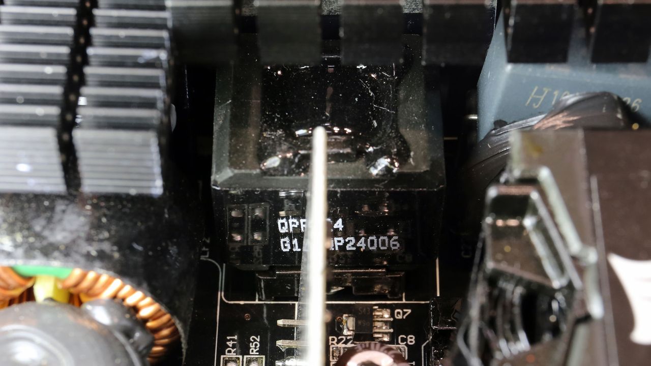 Corsair RM750x