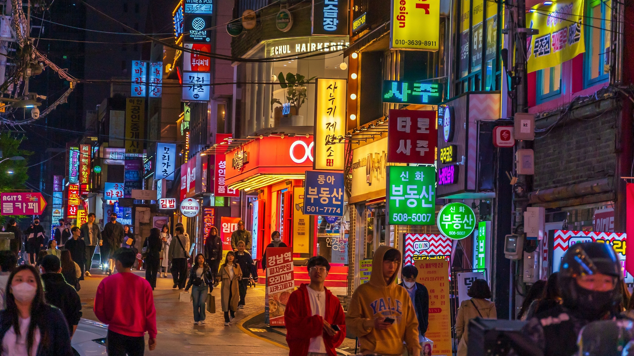 Crowds at the Gangnam district nightlife in Seoul.