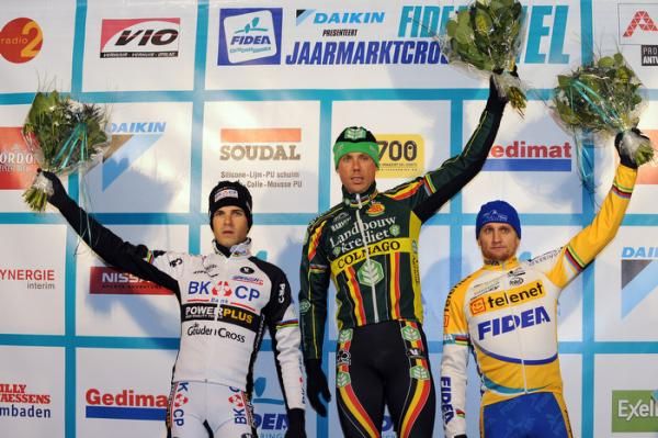 Men's podium (l-r): Niels Albert, 2nd; Sven Nys, 1st; Bart Wellens, 3rd.