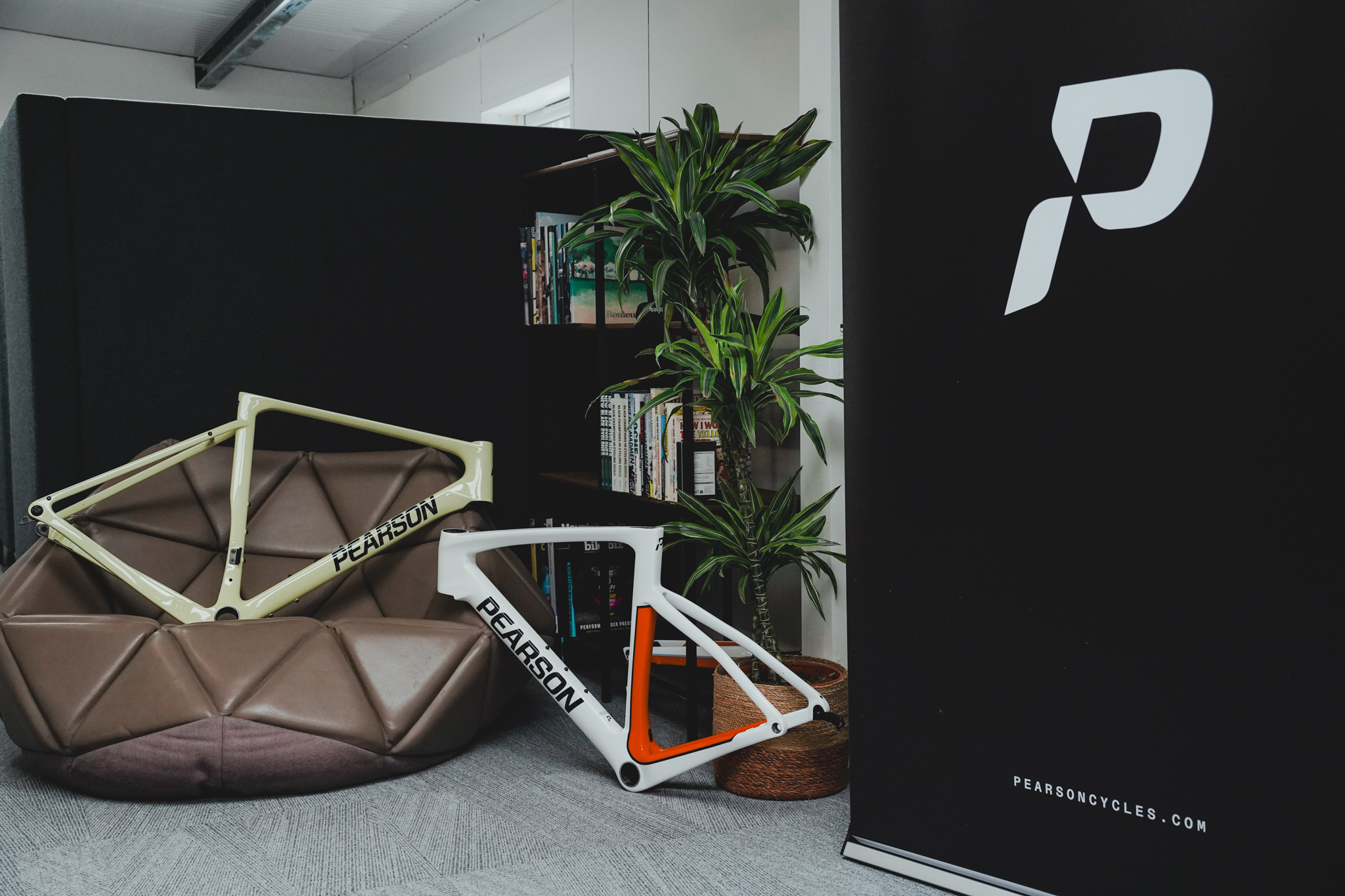 Longstanding British brand reboots with paid-for bike fits, transferable warranty, and a bike that focuses on pedalling efficiency