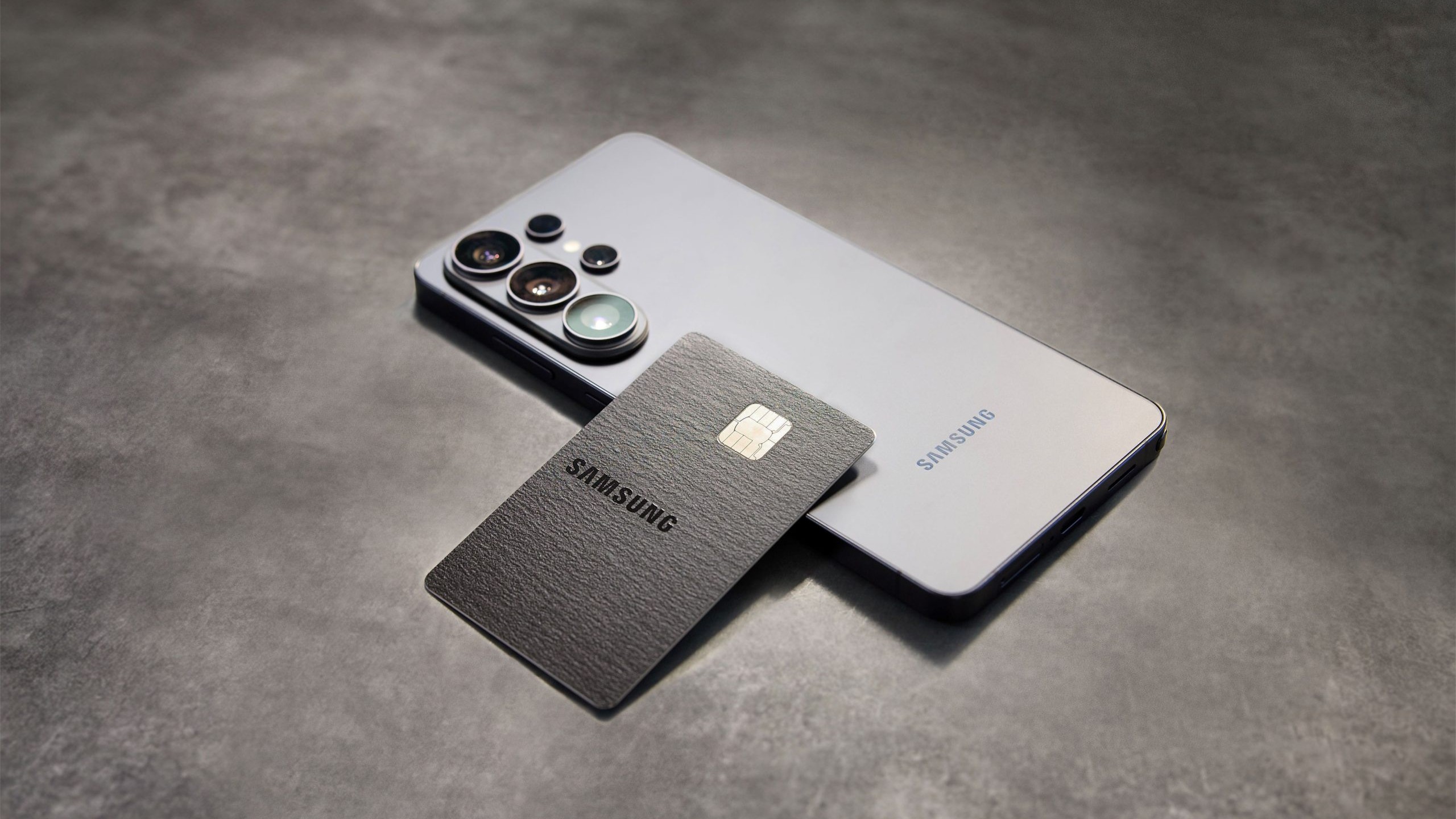 The Samsung Galaxy Card in black metal.