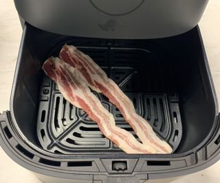 Bacon in the Cosori Pro LE Air Fryer.