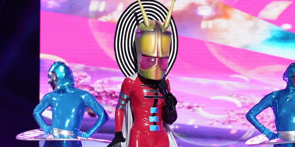 the masked singer alien fox