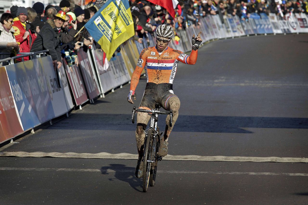 Stan Godrie (Netherlands) takes third place in the under-23 race at the cyclo-cross Worlds.