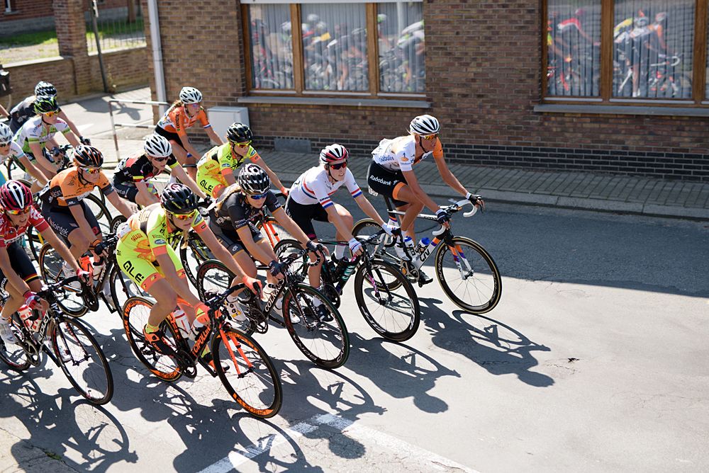 Race neutralised due to shortage of marshals at the 108 km Stage 2 of the Lotto Belgium Tour