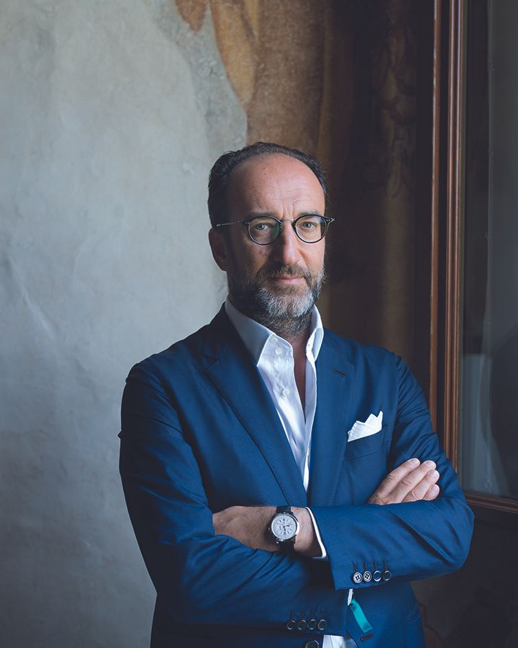 Introducing Italian glasses design startup Kering Eyewear Wallpaper