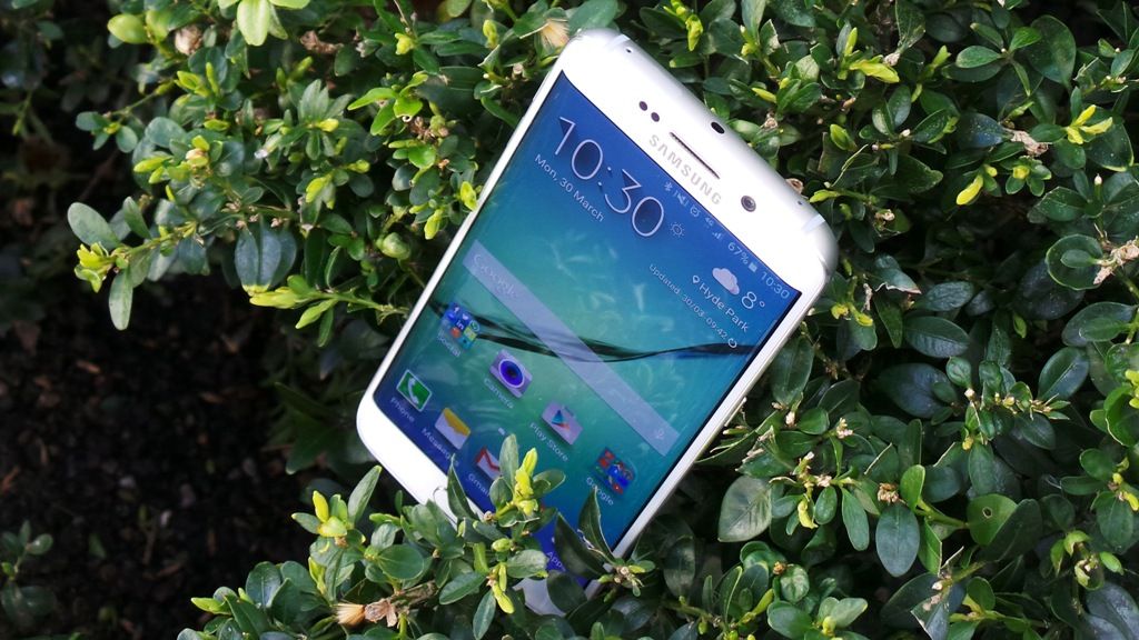 Display, Edge screen and People Edge - Samsung Galaxy S6 Edge review ...