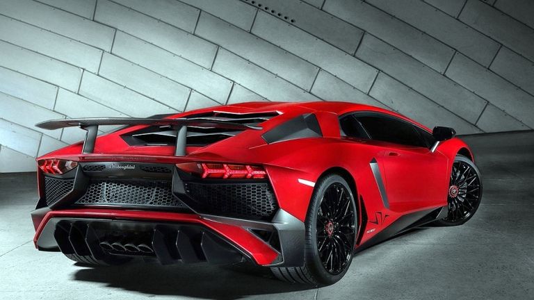 Lamborghini Aventador SV