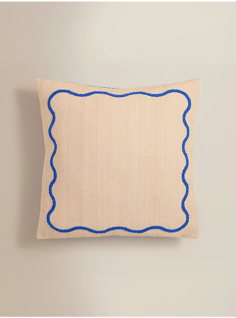 George Home, Outdoor Raffia Scallop Trim Cushion