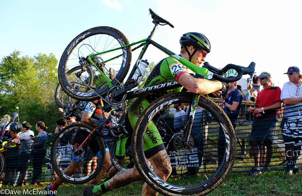 Stephen Hyde (USA) running Mt. Krumpit during the third lap