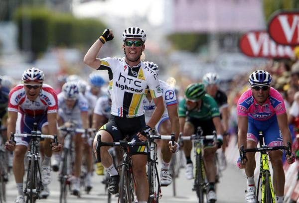 Mark Cavendish (HTC Highroad) wins