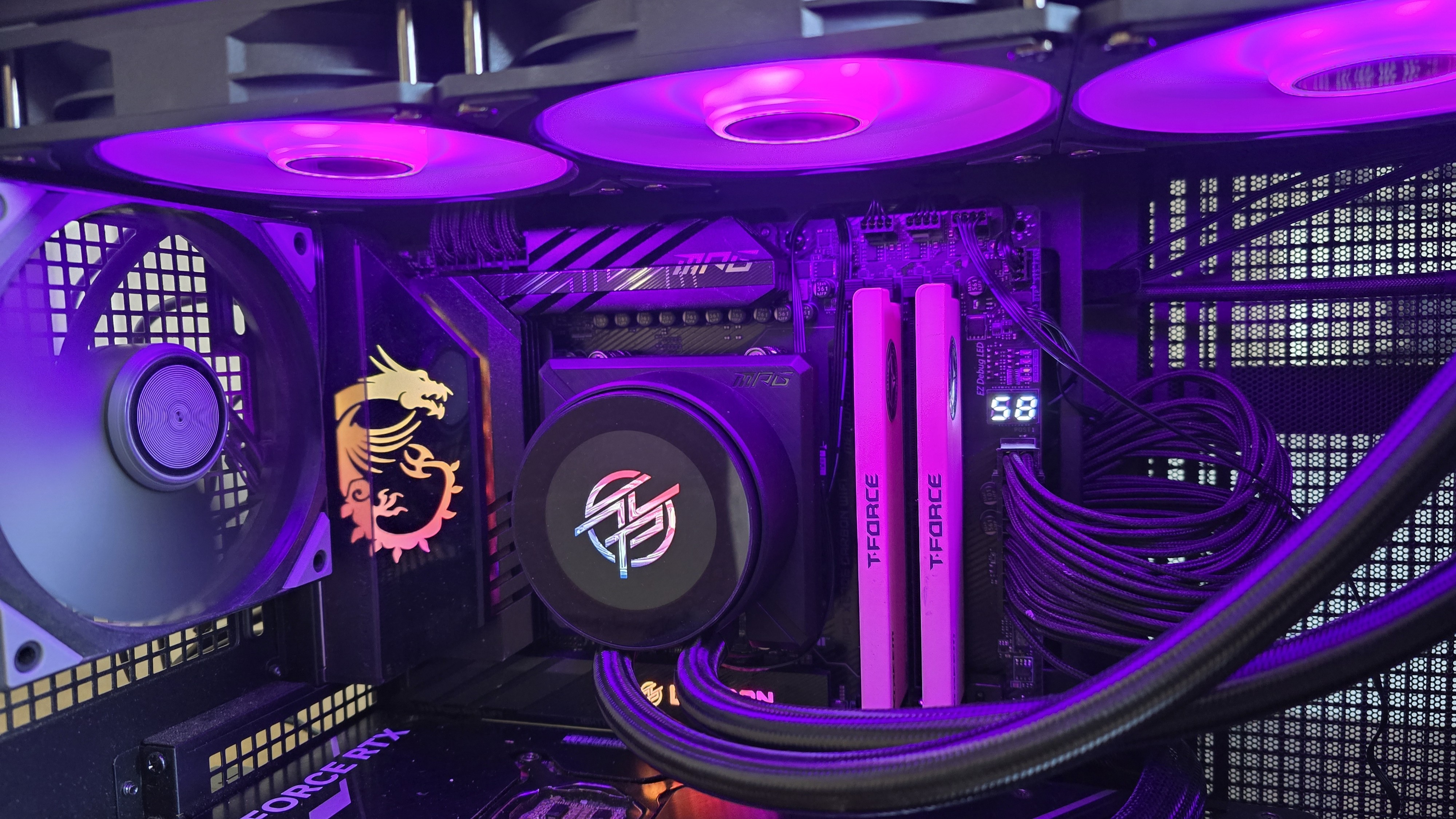 MSI MPG Coreliquid P22 360