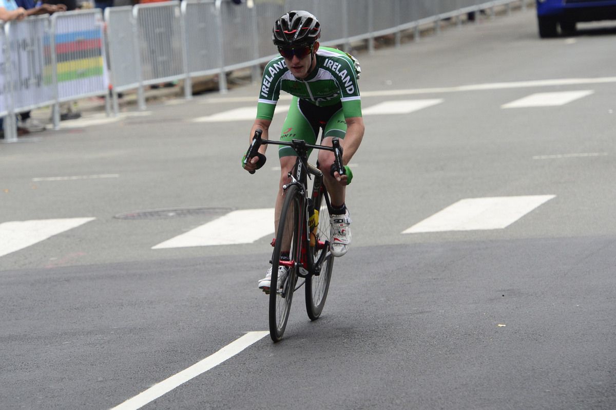 Eddie Dunbar (Ireland) attacking