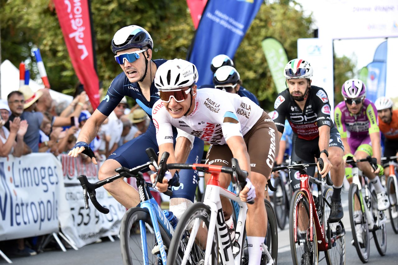 Tour du Limousin - Nouvelle Aquitaine 2022 - 55th Edition - 2nd stage Le Grand Perigueux Champcevinel - Riberac 184.7 km - 17/08/2022 - Alex Aranburu (ESP - Movistar Team) - Clement Venturini (FRA - AG2R Citroen Team) - photo Tommaso Pelagalli/SprintCyclingAgency&Acirc;&copy;2022