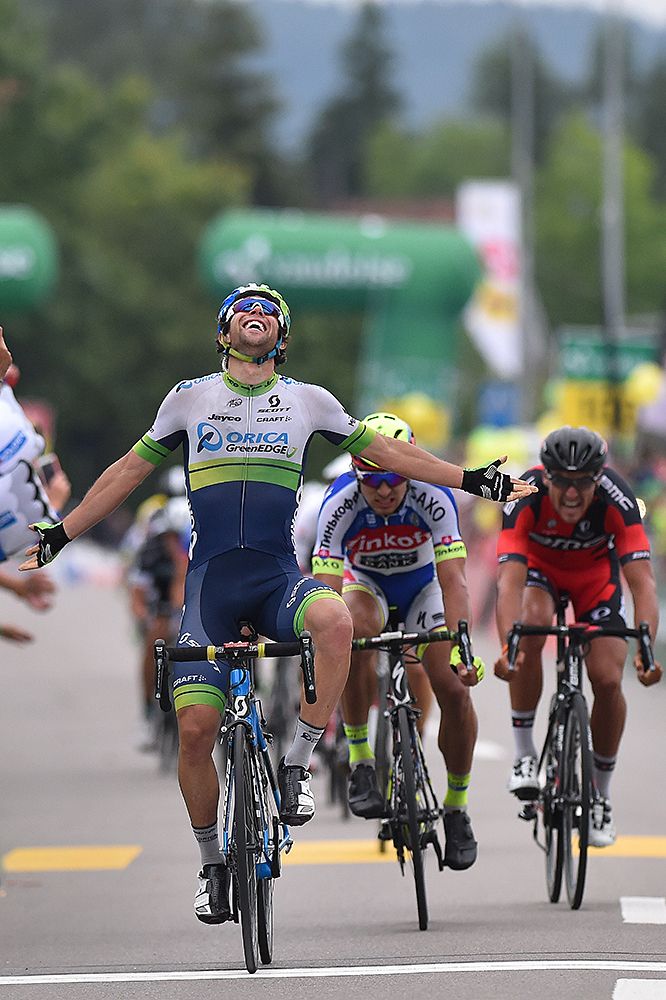 Michael Matthews (Orica-GreenEdge) wins stage 4 at the Tour de Suisse
