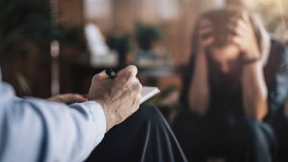 Therapist talking to a patient with anxiety