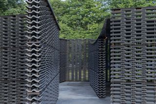 Serpentine Pavilion 2018 - lattice walls with a concrete floor