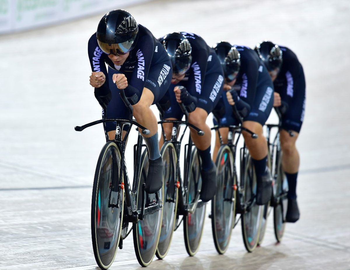 The experienced Rushlee Buchanan (front) will lead members of the New Zealand endurance track squad at the 2020 Women&#039;s Tour Under as the Vantage Cycling NZ team