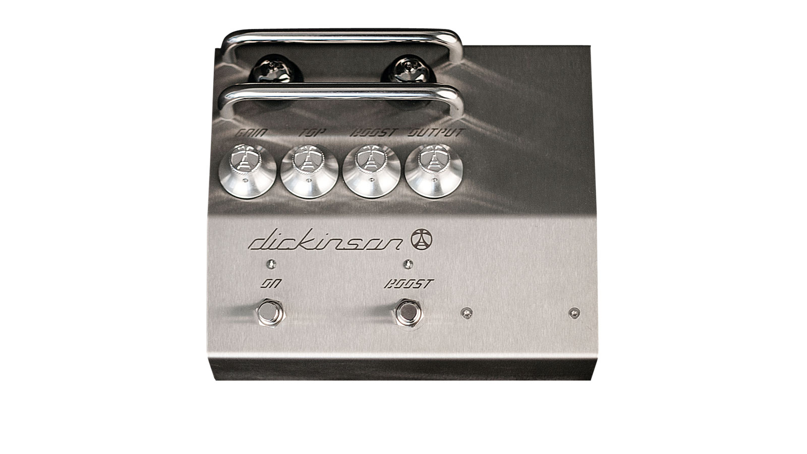 There are controls for gain, tone, boost level and output, with a second footswitch for the D1&#039;s boost function