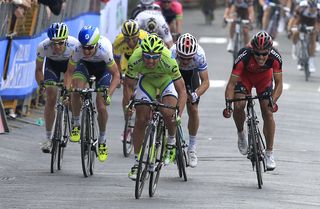Peter Sagan wins Stage 3 of the 2014 Tirreno Adriatico from Michal Kwiatkowski and Simon Clarke.