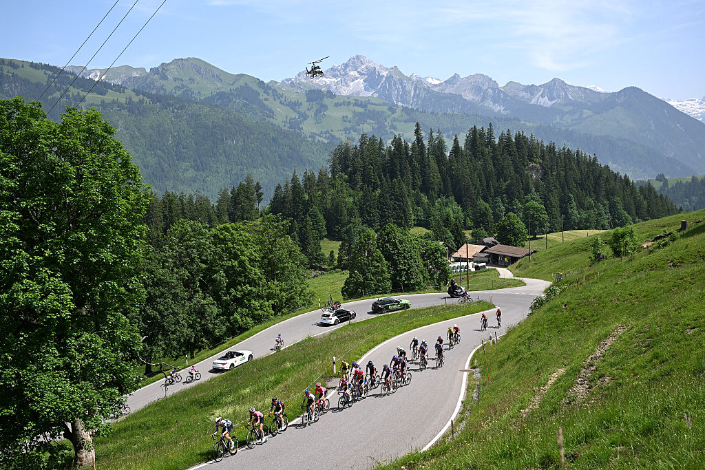 A general view of the breakaway climbing to the Jaunpass (1508m) during the 5th Tour de Suisse Women 2025, Stage 1 a 95.5km stage from Gstaad to Gstaad 1047m / #UCIWWT / on June 12, 2025 in Gstaad, Switzerland. (Photo by Tim de Waele/Getty Images)